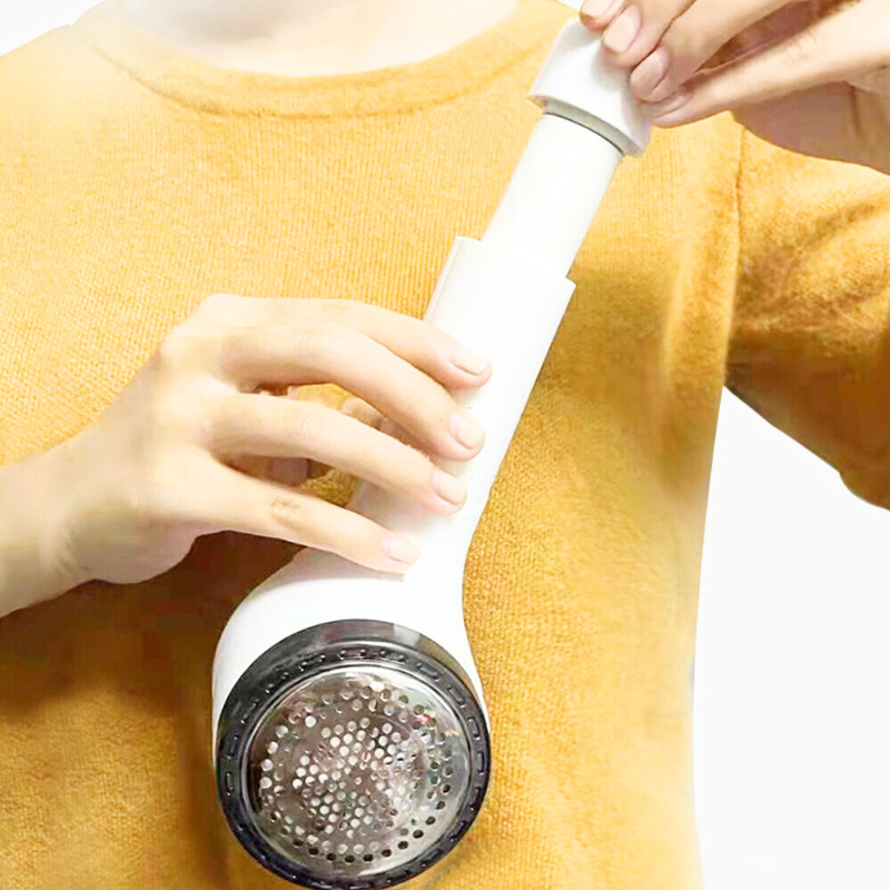 LintLift™ -  USB Rechargeable Fabric Shaver