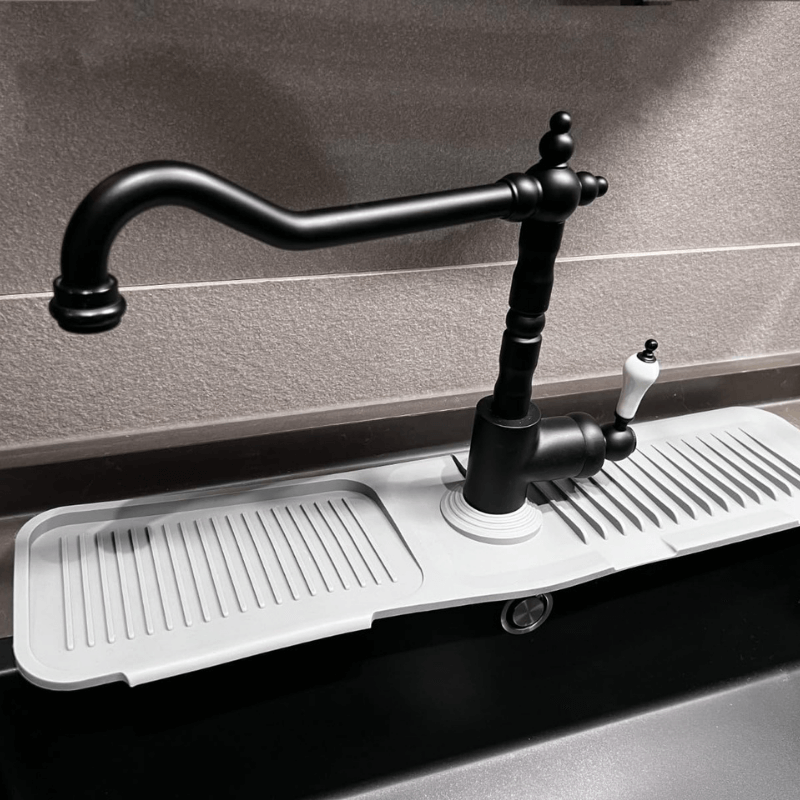 FlowGuard™ - Premium Silicone Faucet Protector