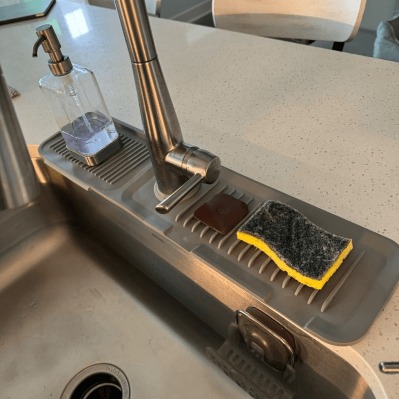 FlowGuard™ - Premium Silicone Faucet Protector