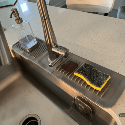 FlowGuard™ - Premium Silicone Faucet Protector